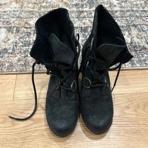 Sorel Joan of Arctic Mid Lace Up Wedge Dark Fog Kettle Black 6